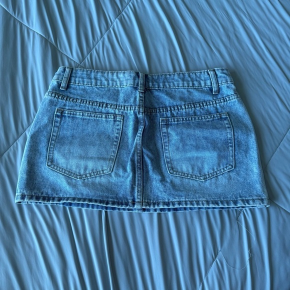 SHEIN Light Blue Denim Wash Mini Skirt - Picture 5 of 9